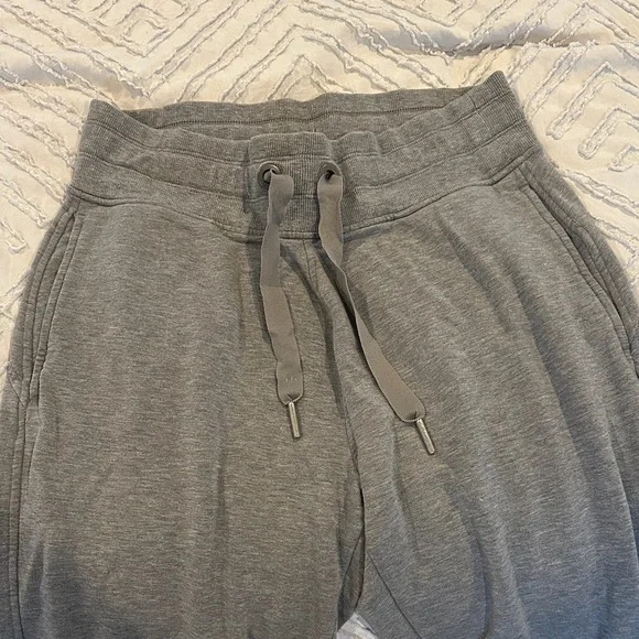 Athleta Grey Drawstring Waistband Balance Jogger - Picture 8 of 9